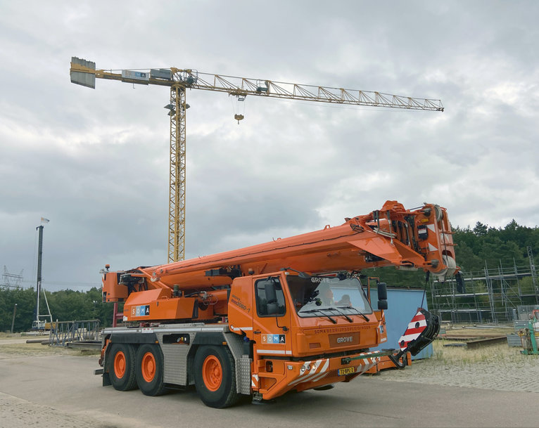 Netherlands training facility chooses Grove GMK3060-1 from Manitowoc for new operators 